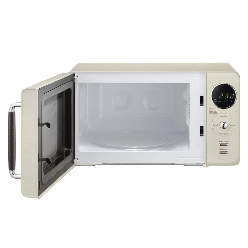 17" 0.7 cu.ft. Countertop Microwave